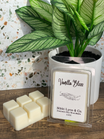 Nikki Lynn & Co. Vanilla Wax Melts (Pack of 6) (Color: Vanilla Bliss)