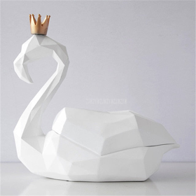 Swan Tissue Box Cover (Color: White)